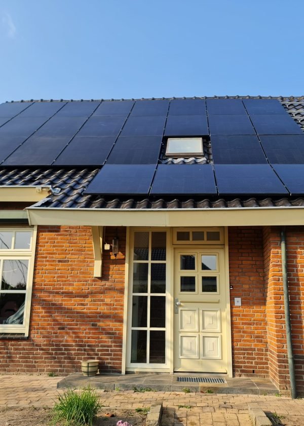 zonnepanelen op nieuw pannendak